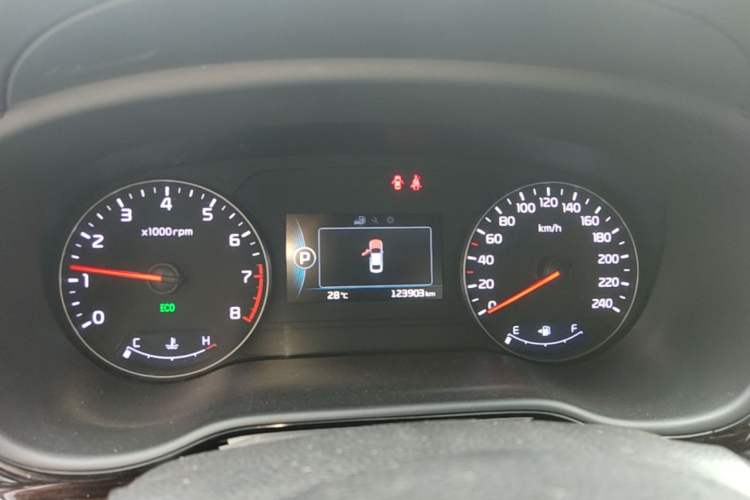 Used Kia K4 2017 1.8L Automatic DLX Special Instrument Cluster