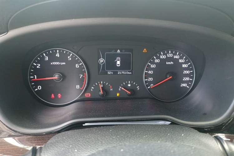 Used Kia K4 2017 1.8L Automatic DLX Special Instrument Cluster