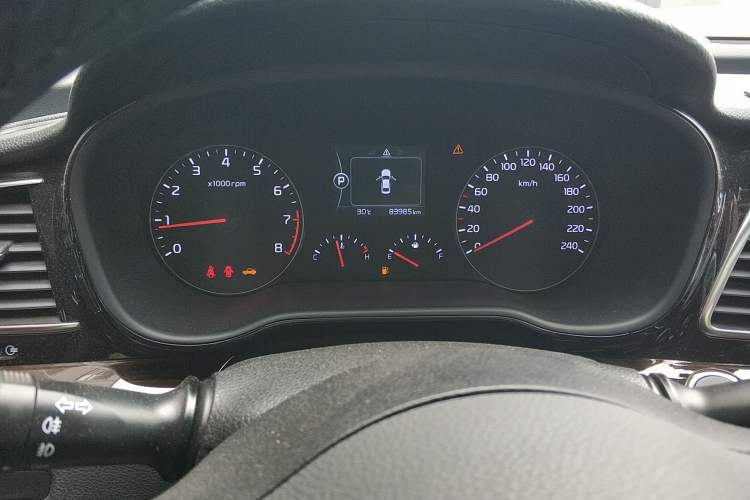 Used Kia K4 2017 1.8L Automatic GLS Special Instrument Cluster