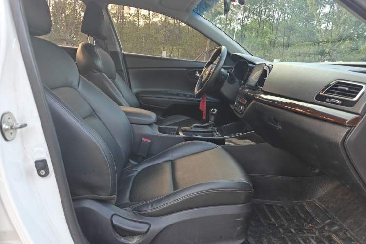 Used Kia K4 2017 1.8L Automatic GLS Special Interior 7