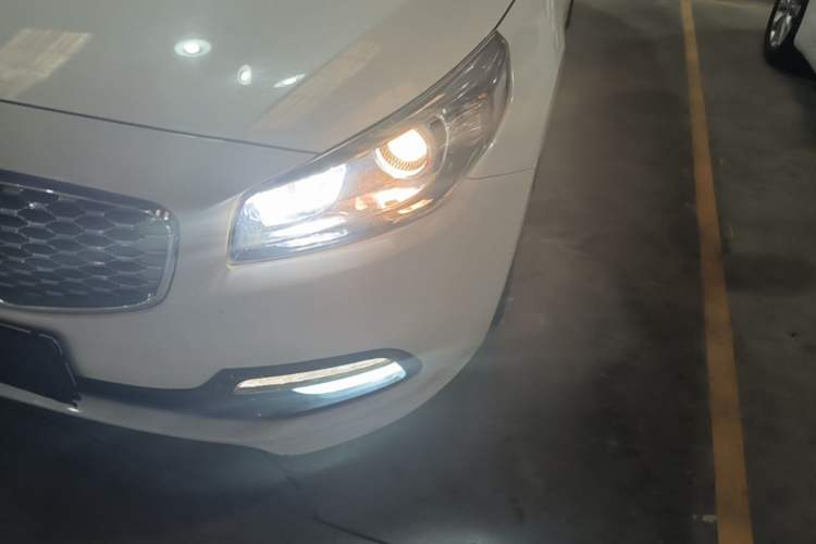 Used Kia K4 2017 1.8L Automatic GLS Special Left Front Headlight
