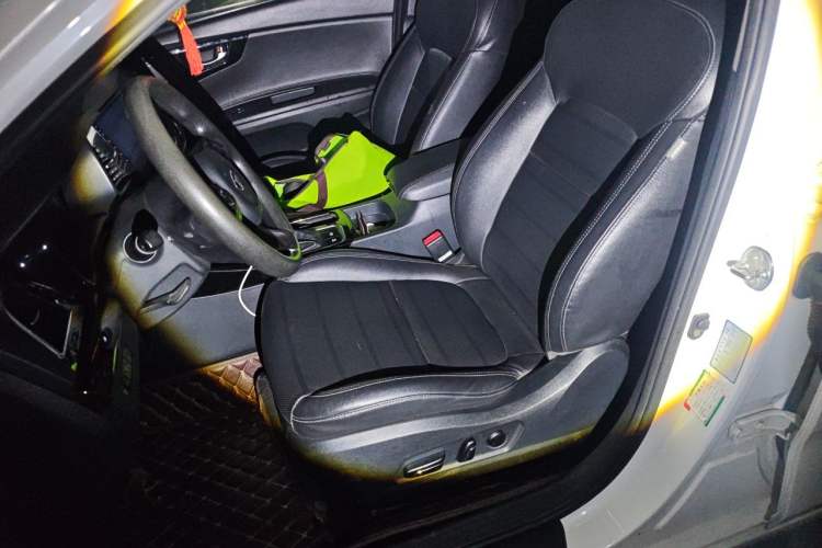 Used Kia K4 2017 1.8L Automatic GLS Special Left Front Seat
