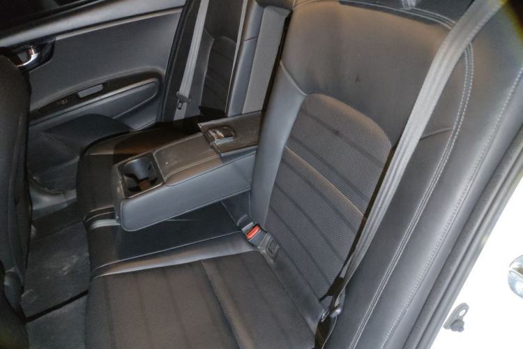 Used Kia K4 2017 1.6T Automatic T-DLX Turbo Left Rear Seat