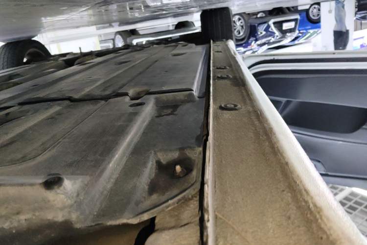 Used Kia K4 2017 1.8L Automatic DLX Special Left Side Sill