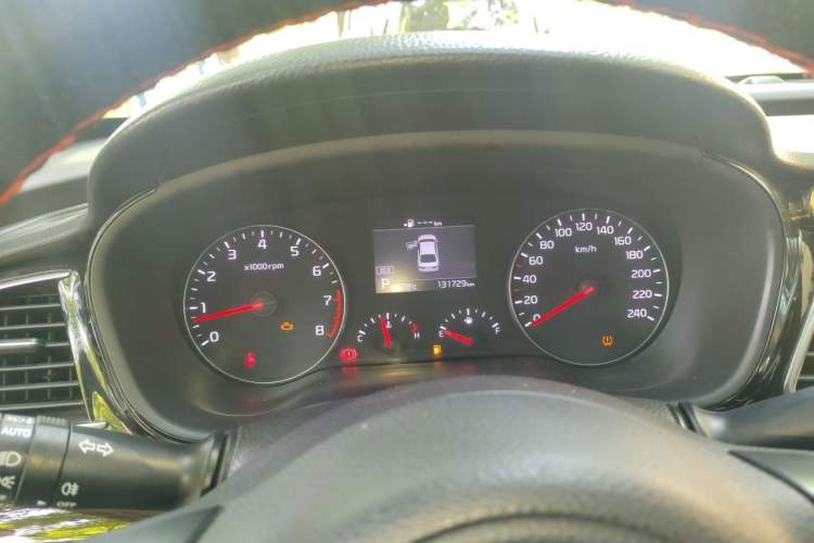 Used Kia K4 2017 1.8L Automatic GLS Special Odometer Close Up