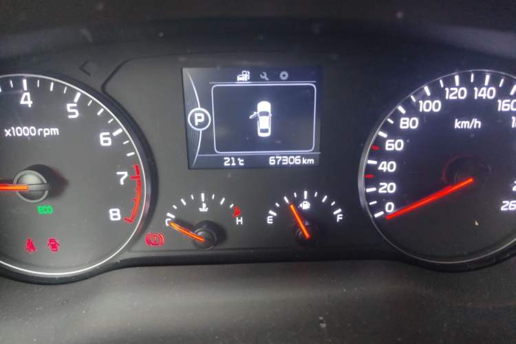 Used Kia K4 2017 1.6T Automatic T-DLX Turbo Odometer Close Up