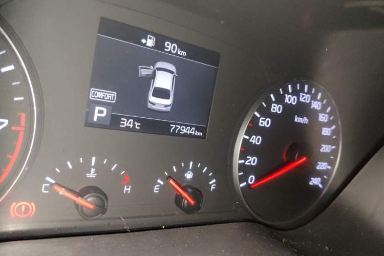 Used Kia K4 2017 1.8L Automatic GLS Special Odometer Close Up