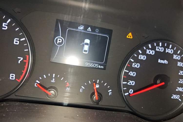 Used Kia K4 2017 1.6T Automatic T-DLX Turbo Odometer Close Up