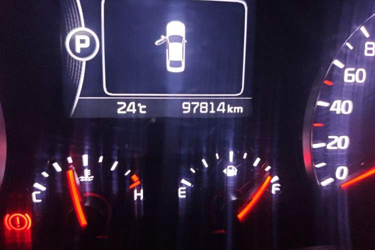 Used Kia K4 2017 1.8L Automatic GLS Special Odometer Close Up