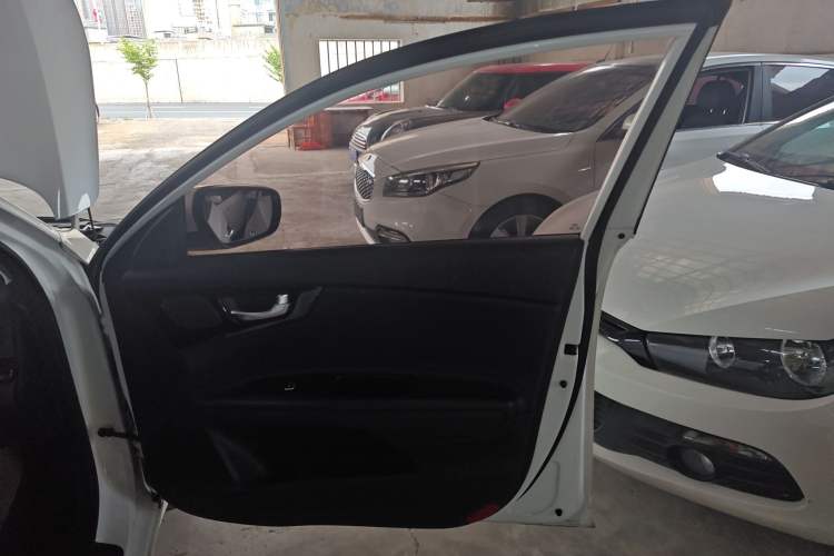 Used Kia K4 2017 1.8L Automatic GLS Special Right Front Door Interior