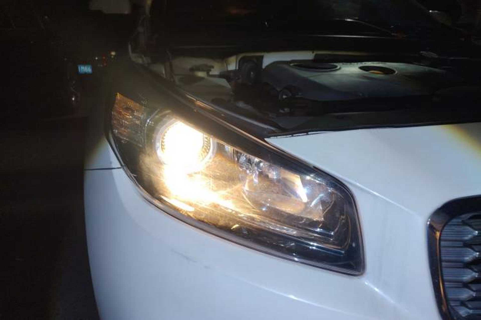 Used Kia K4 2017 1.8L Automatic GLS Special Right Front Headlight