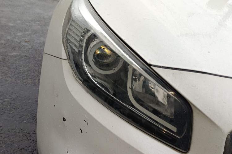 Used Kia K4 2017 1.6T Automatic T-DLX Turbo Right Front Headlight