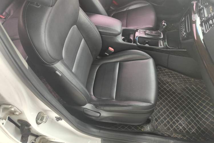Used Kia K4 2017 1.8L Automatic GLS Special Right Front Seat
