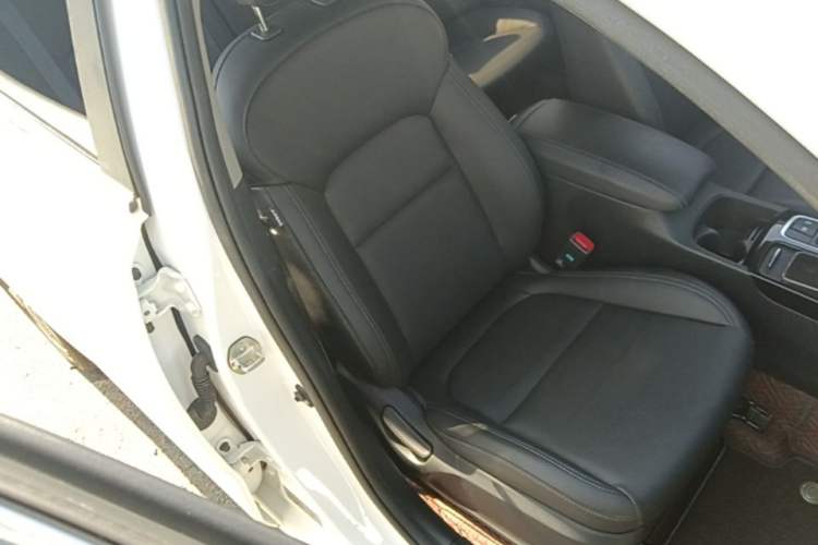 Used Kia K4 2017 1.8L Automatic GLS Special Right Front Seat