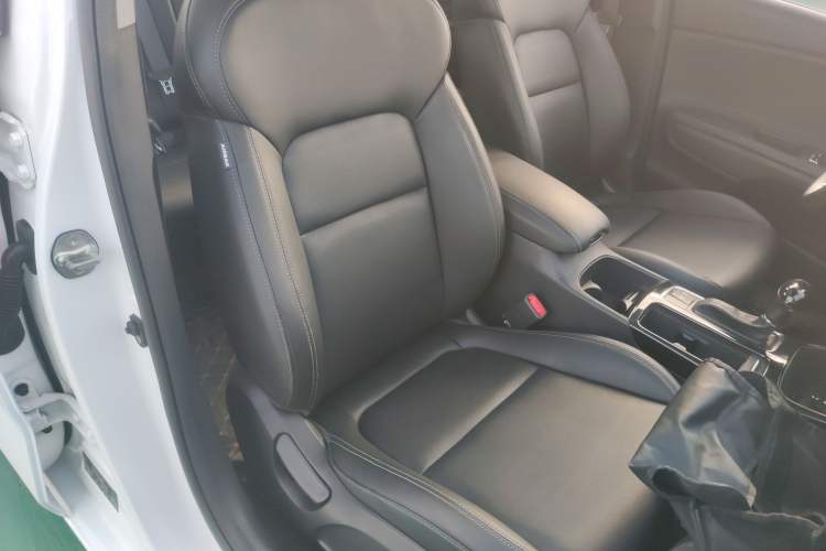 Used Kia K4 2017 1.8L Automatic GLS Special Right Front Seat