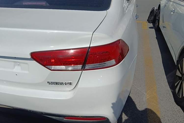 Used Kia K4 2017 1.8L Automatic GLS Special Right Rear Taillight