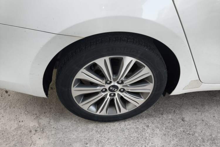 Used Kia K4 2017 1.8L Automatic DLX Special Right Rear Wheel Hub