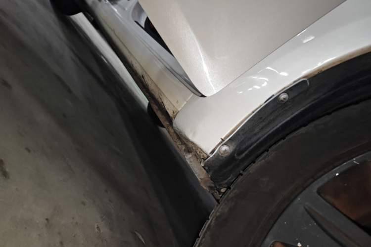 Used Kia K4 2017 1.8L Automatic GLS Special Right Side Sill