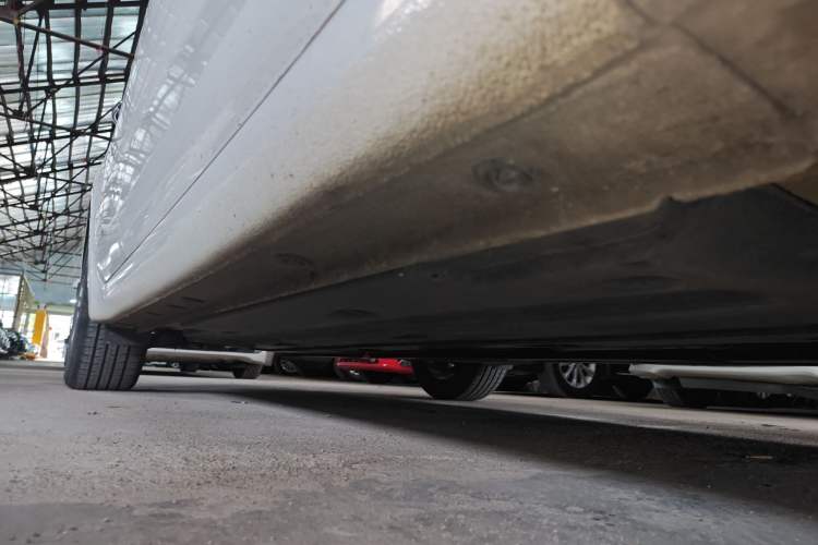 Used Kia K4 2017 1.8L Automatic GLS Special Right Side Sill