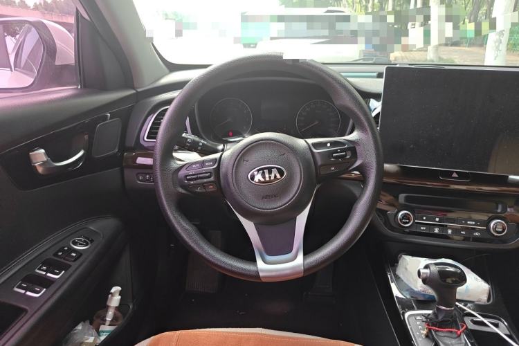 Used Kia K4 2017 1.8L Automatic GLS Special Steering Wheel