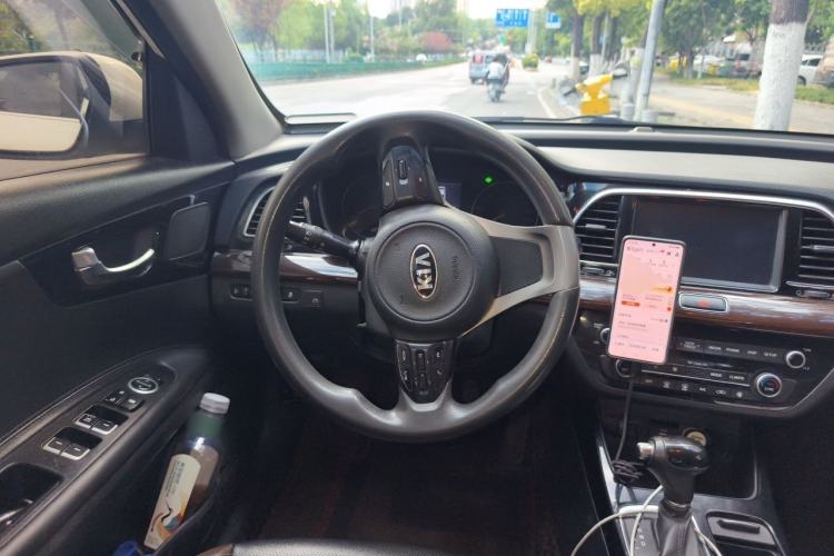 Used Kia K4 2017 1.8L Automatic GLS Special Steering Wheel