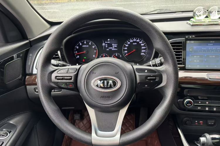 Used Kia K4 2017 1.8L Automatic GLS Special Steering Wheel