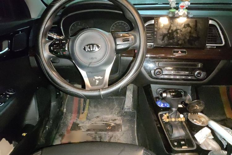 Used Kia K4 2017 1.8L Automatic GLS Special Steering Wheel