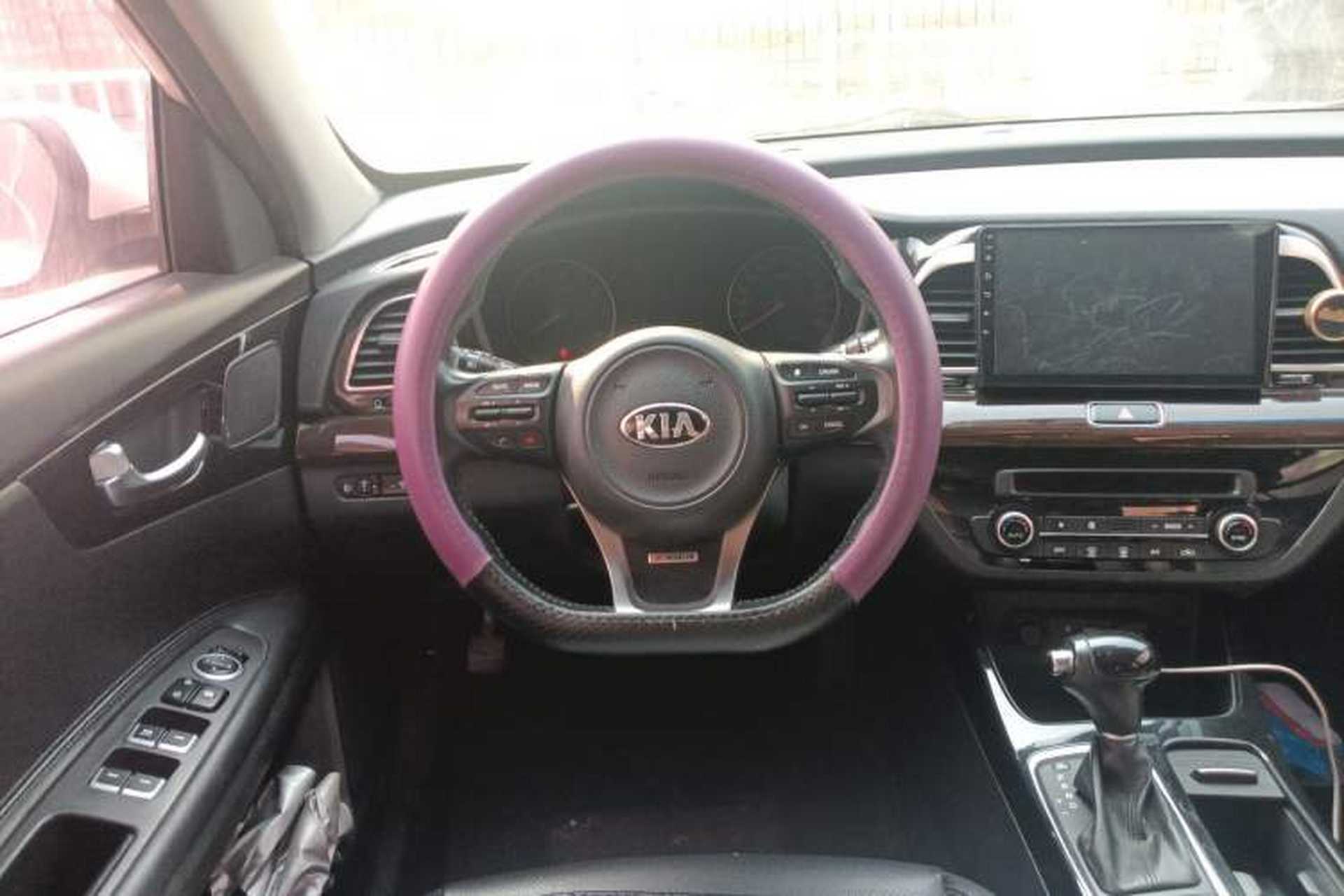 Used Kia K4 2017 1.6T Automatic T-DLX Turbo Steering Wheel