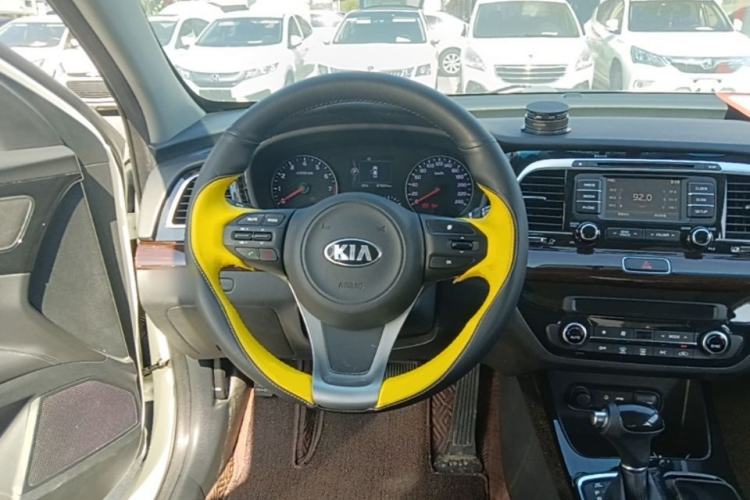 Used Kia K4 2017 1.8L Automatic GLS Special Steering Wheel