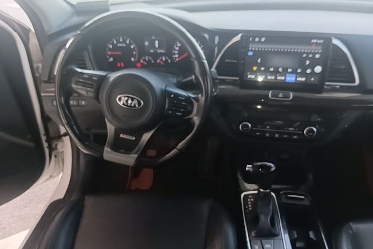 Used Kia K4 2017 1.6T Automatic T-DLX Turbo Steering Wheel