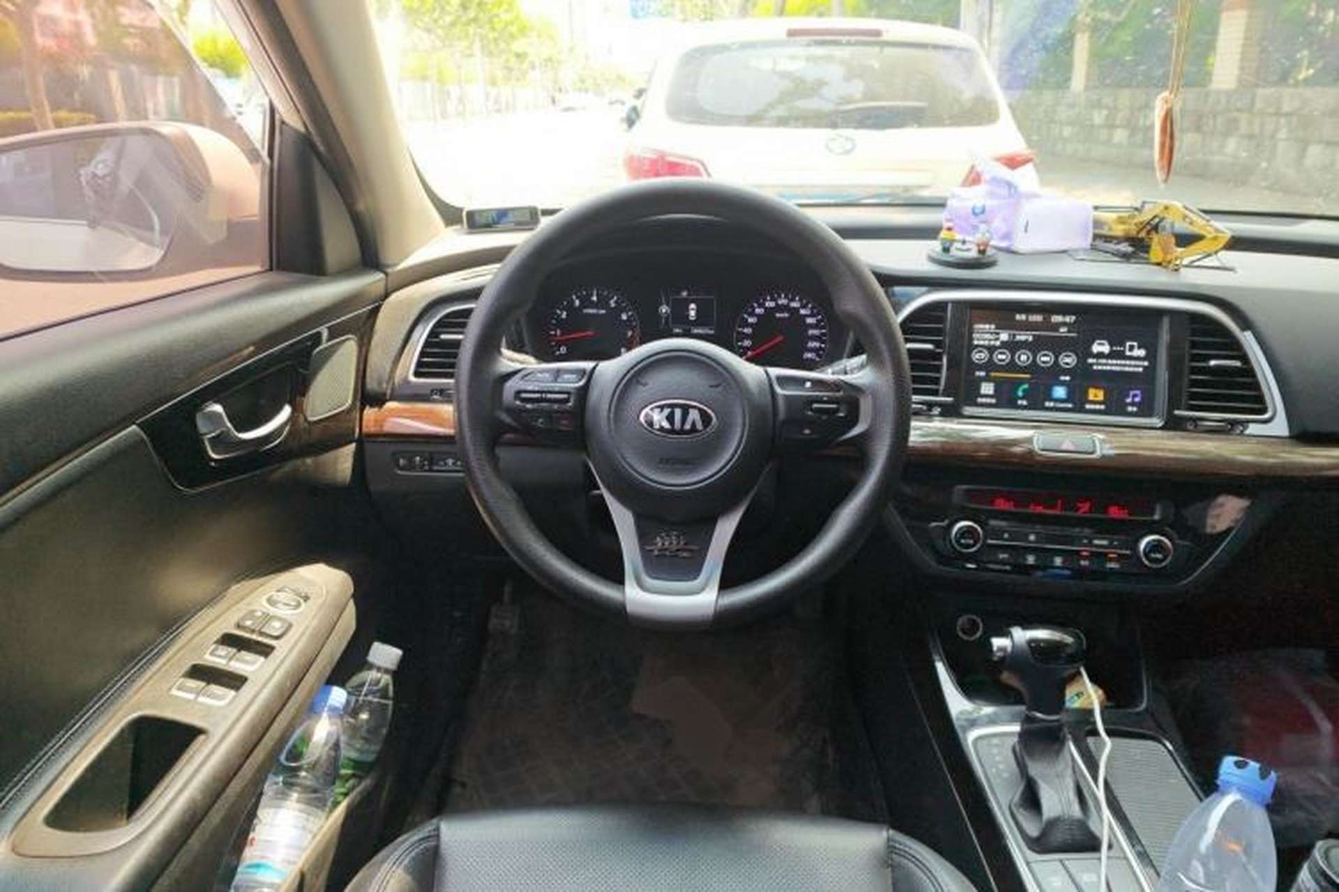 Used Kia K4 2017 1.8L Automatic GLS Special Steering Wheel