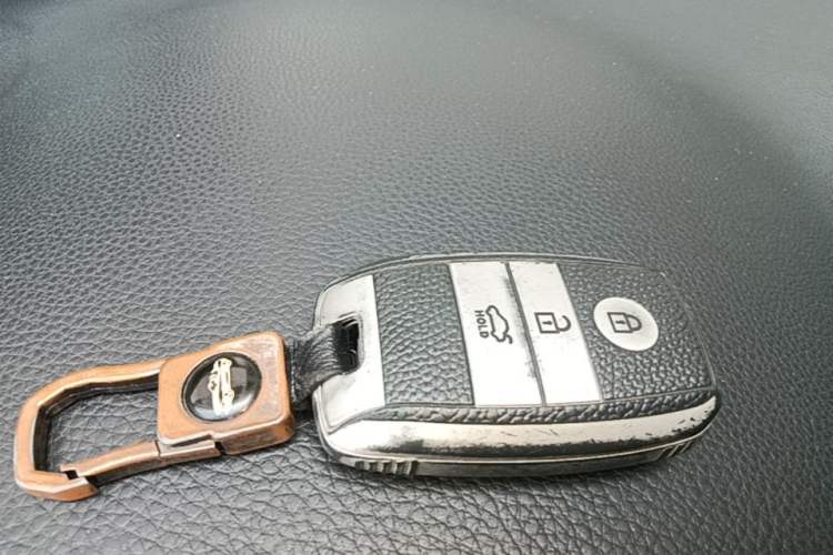 Used Kia K4 2017 1.6T Automatic T-DLX Turbo Vehicle Key