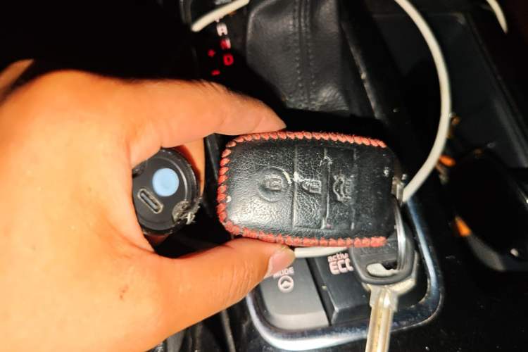 Used Kia K4 2017 1.6T Automatic T-DLX Turbo Vehicle Key