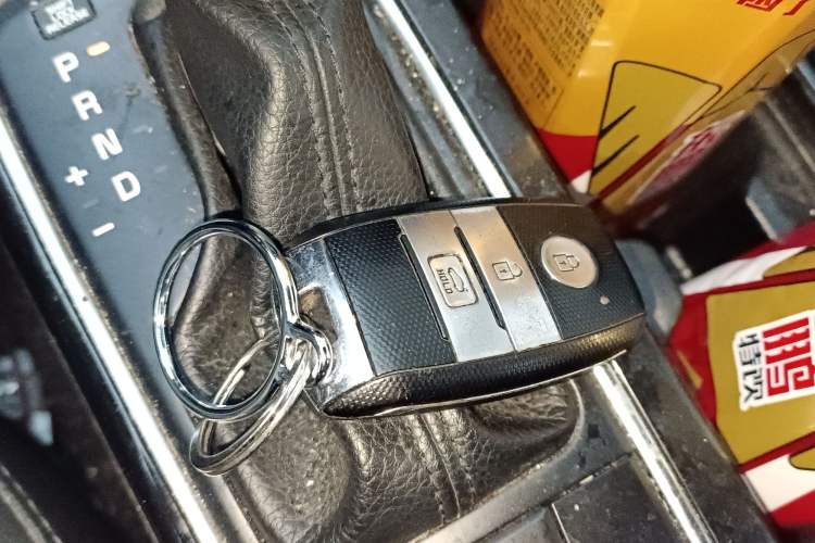 Used Kia K4 2017 1.6T Automatic T-DLX Turbo Vehicle Key