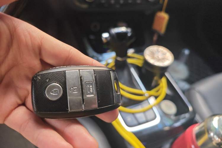 Used Kia K4 2017 1.6T Automatic T-DLX Turbo Vehicle Key