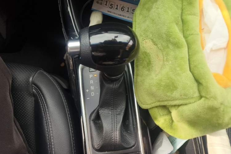 Used Kia K4 2017 1.8L Automatic GLS Special Gear Lever
