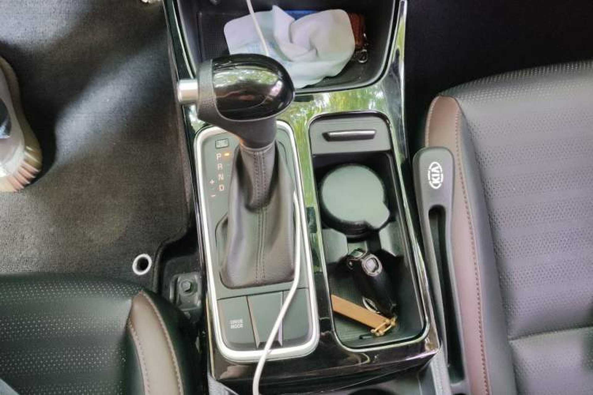 Used Kia K4 2017 1.8L Automatic GLS Special Gear Lever