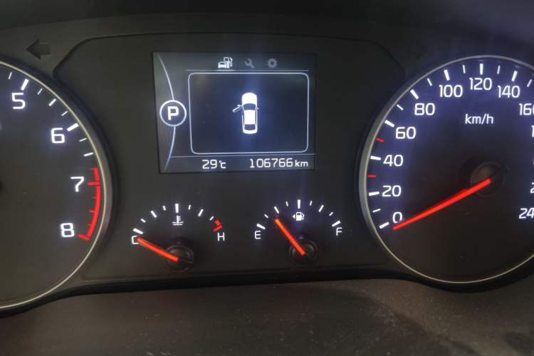 Used Kia K4 2017 1.8L Automatic GLS Special Odometer Close Up