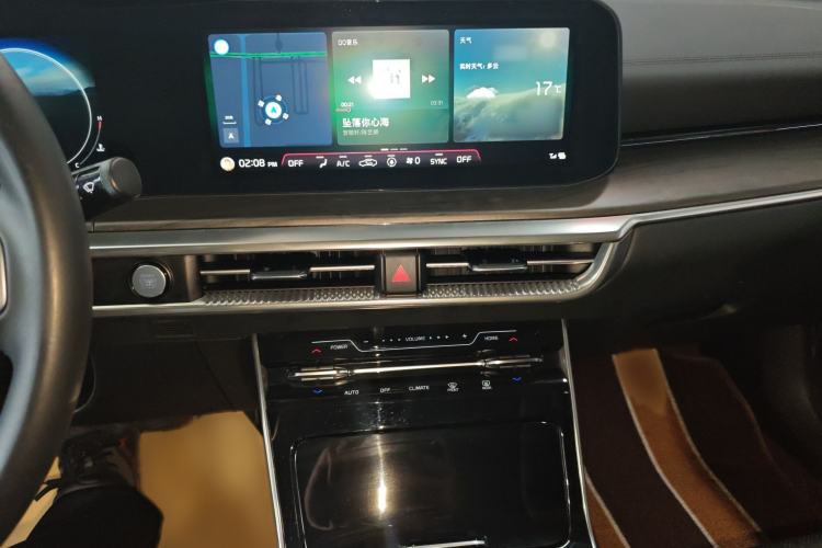 Used Kia K5 2021 270T CVVD Refreshed Edition Audio And AC Panel