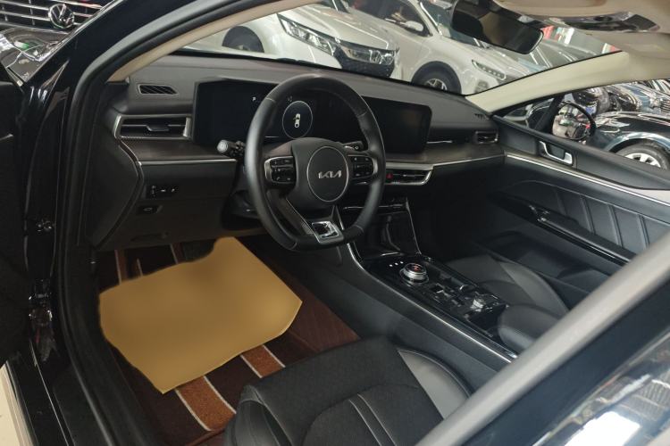 Used Kia K5 2021 270T CVVD Refreshed Edition Interior 3