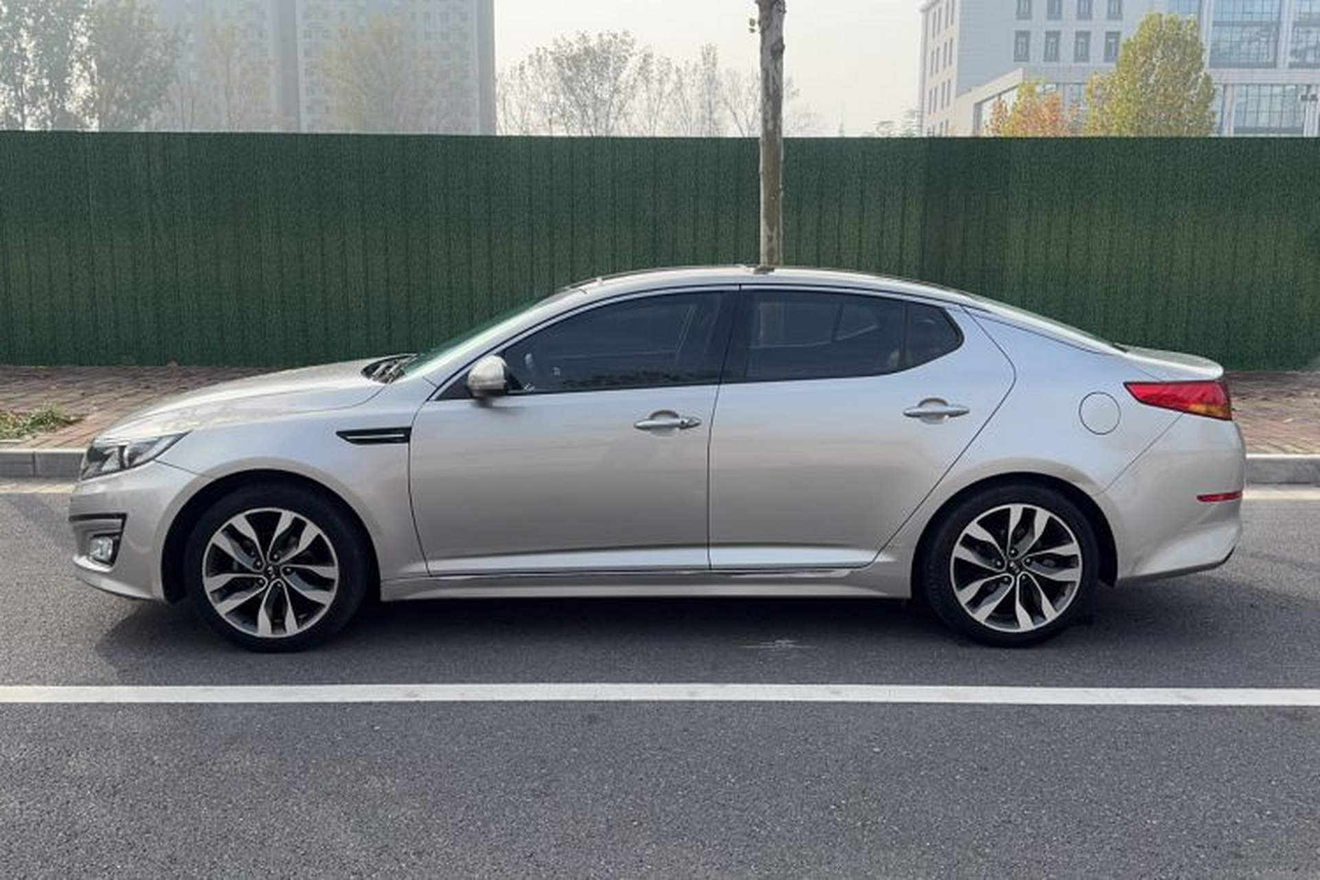 Used Kia K5 2014 2.0L Automatic LUXURY Exterior 3