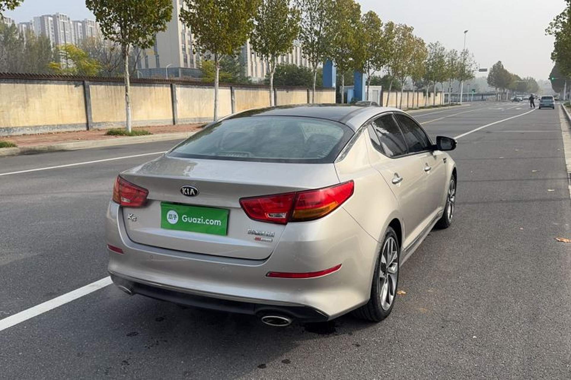 Used Kia K5 2014 2.0L Automatic LUXURY Exterior 4