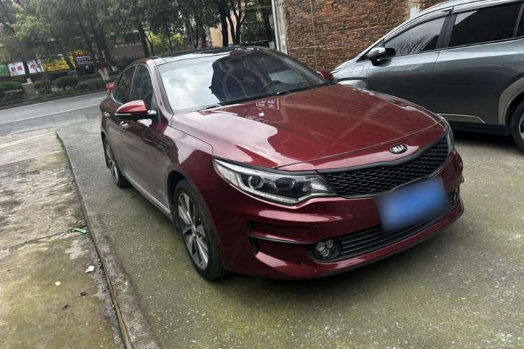 Used Kia K5 2016 2.0L Automatic LUX Exterior 2