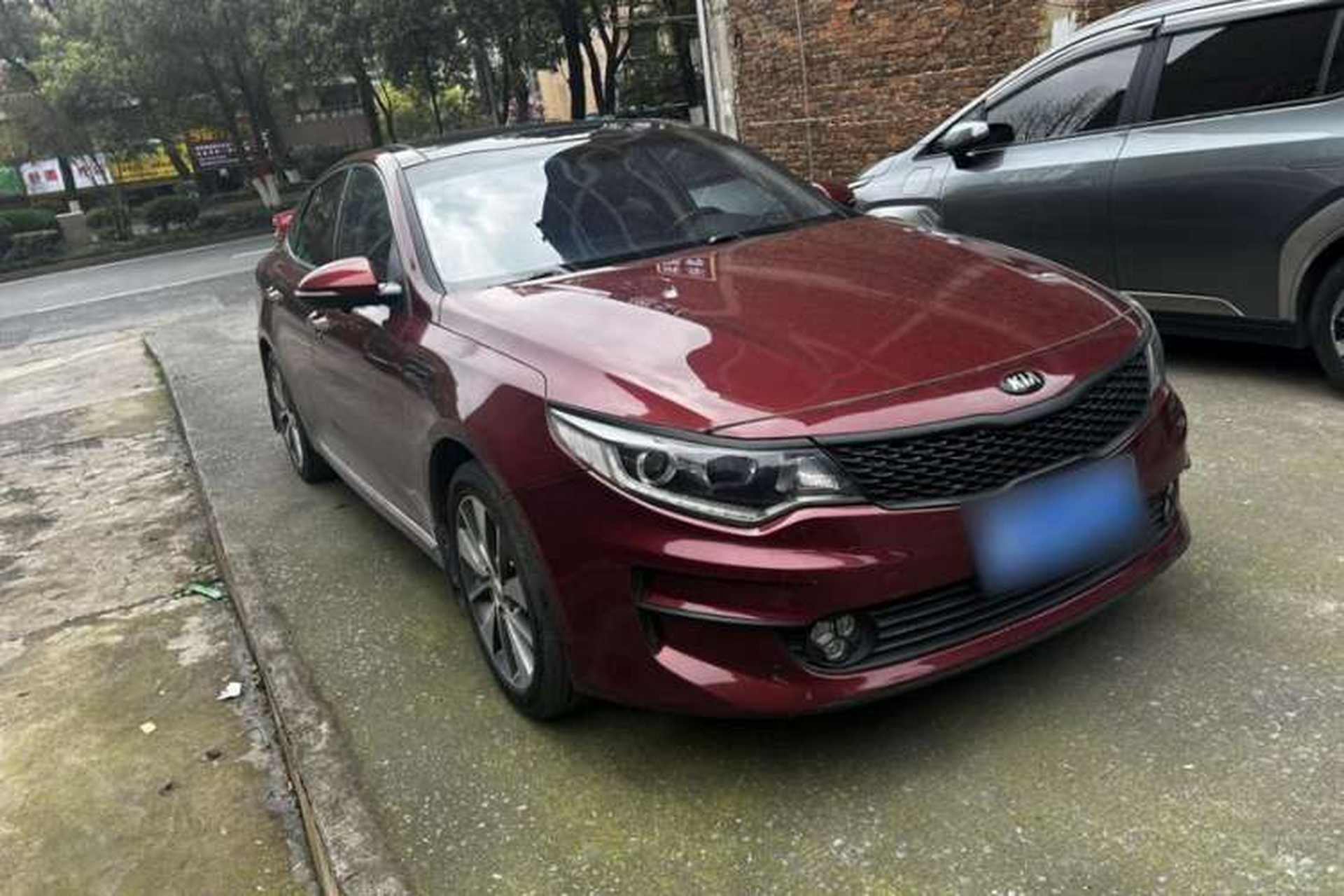 Used Kia K5 2016 2.0L Automatic LUX Exterior 2