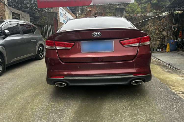 Used Kia K5 2016 2.0L Automatic LUX Exterior 5