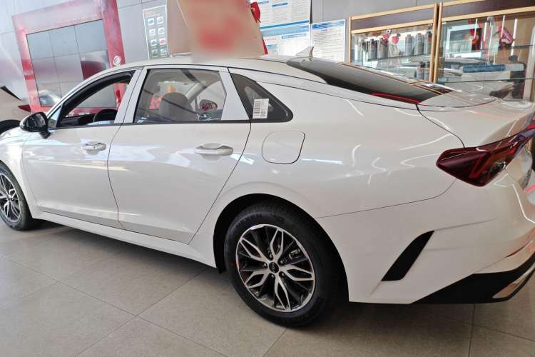Used Kia K5 2025 1.5T Luxury Edition Exterior 5
