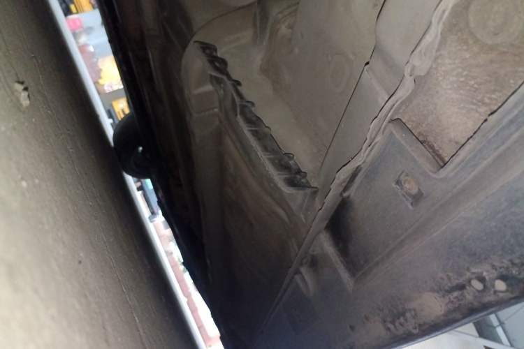 Used Kia K5 2011 2.0L Automatic DLX Chassis Rear Right