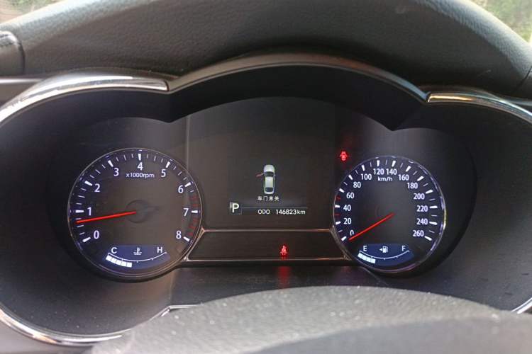 Used Kia K5 2011 2.0L Automatic DLX Instrument Cluster