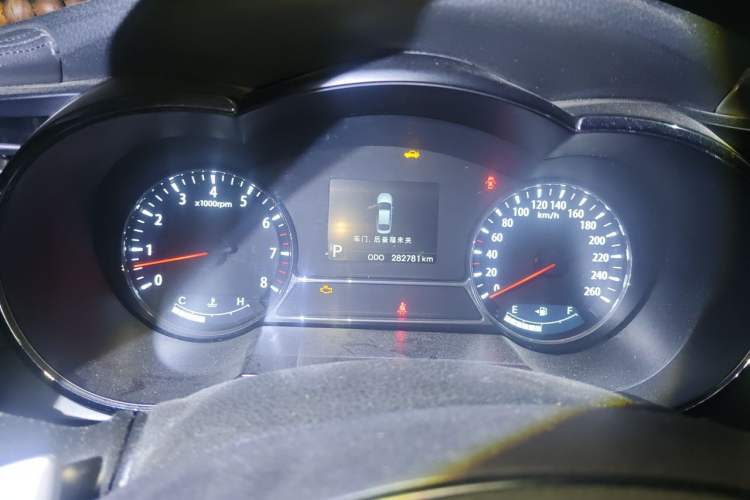 Used Kia K5 2011 2.0L Automatic GLS Instrument Cluster