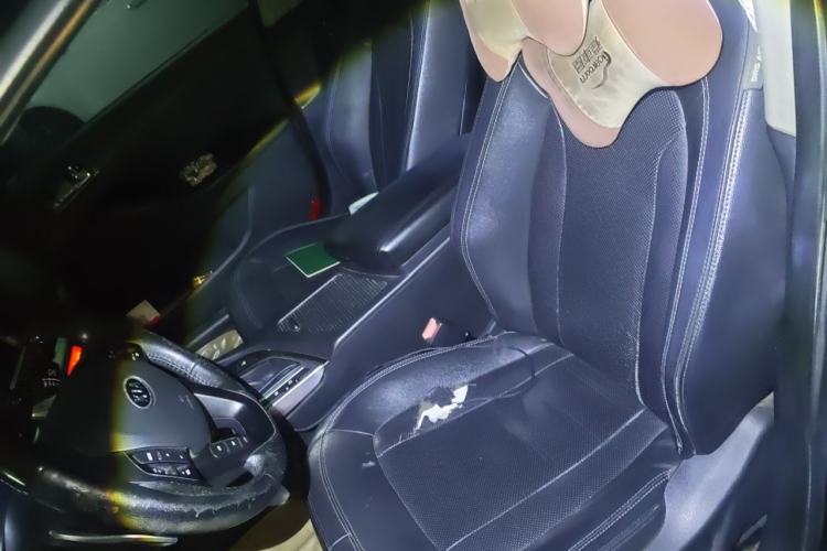 Used Kia K5 2011 2.0L Automatic GLS Left Front Seat